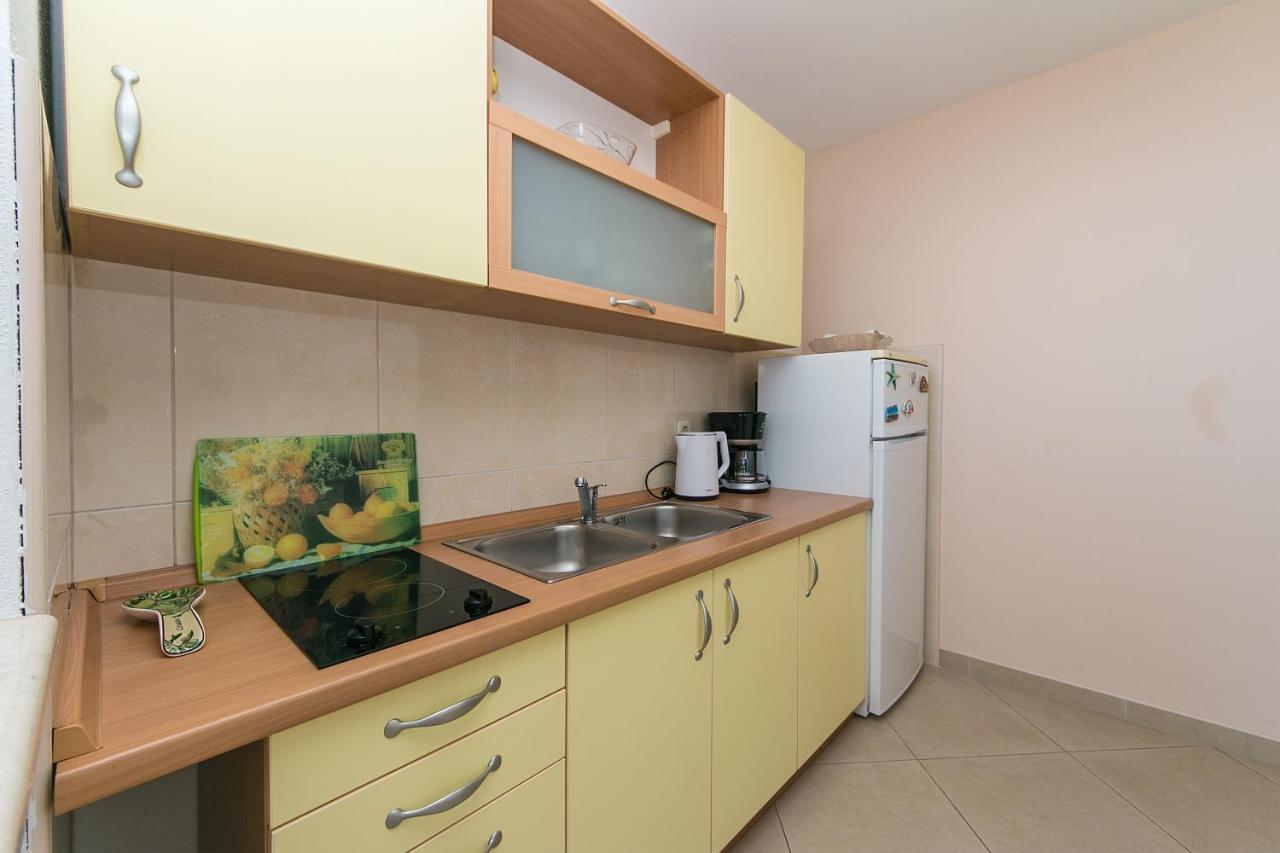 Apartments Sekulic Brela Extérieur photo