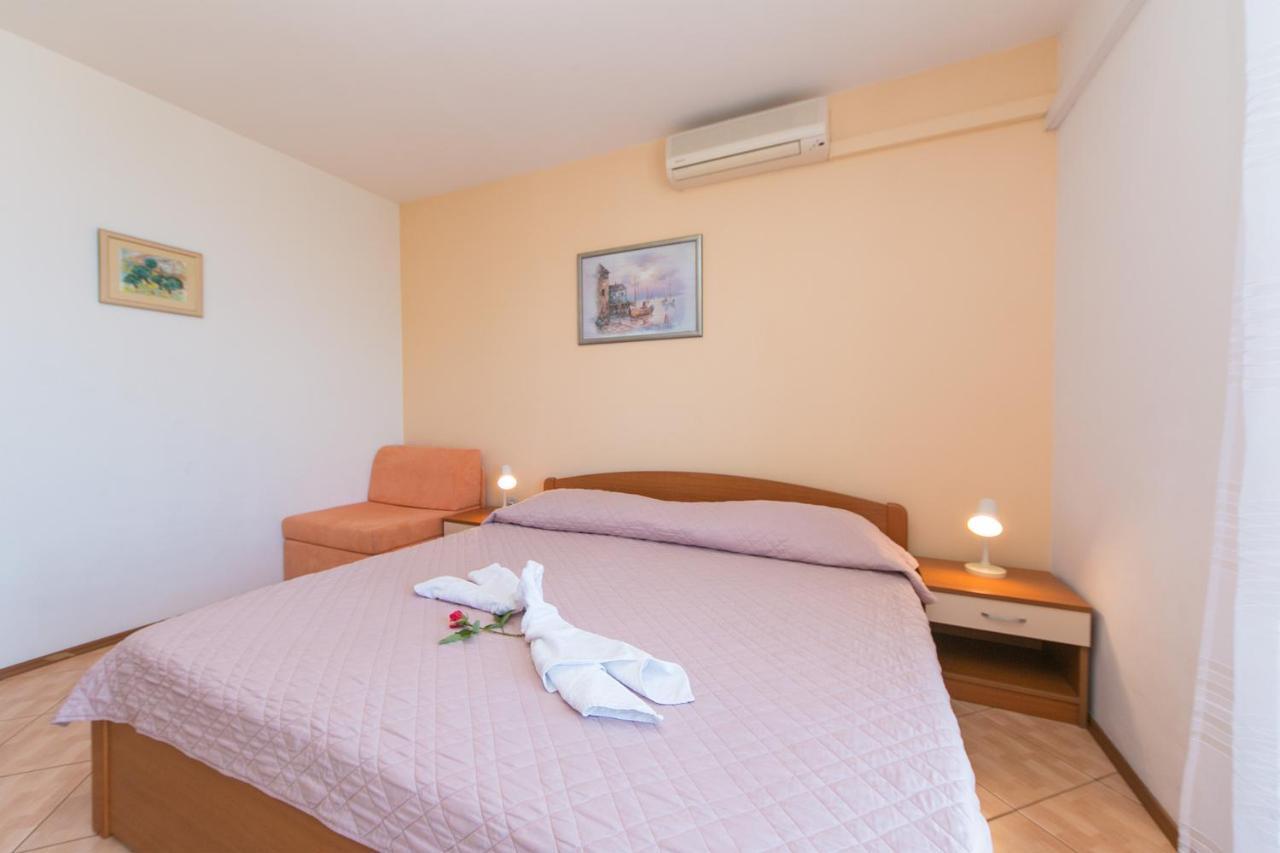 Apartments Sekulic Brela Extérieur photo